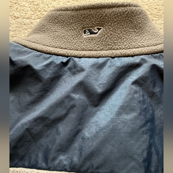 Vineyard Vines Gray & Navy Blue Fleece Vest - Large (16) - Picture 6 of 8